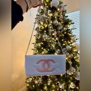 Chanel Beauty White and Pink Shoulder Bag